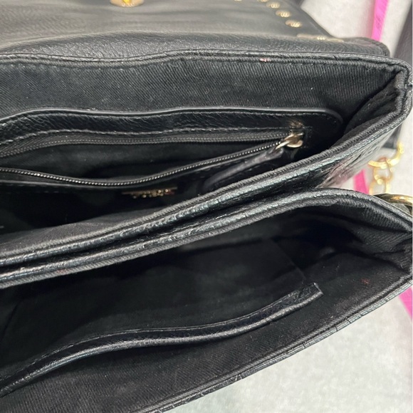 Guess Embossed Black Faux Leather Studded Crossbody Bag Jaguar - Picture 13 of 15